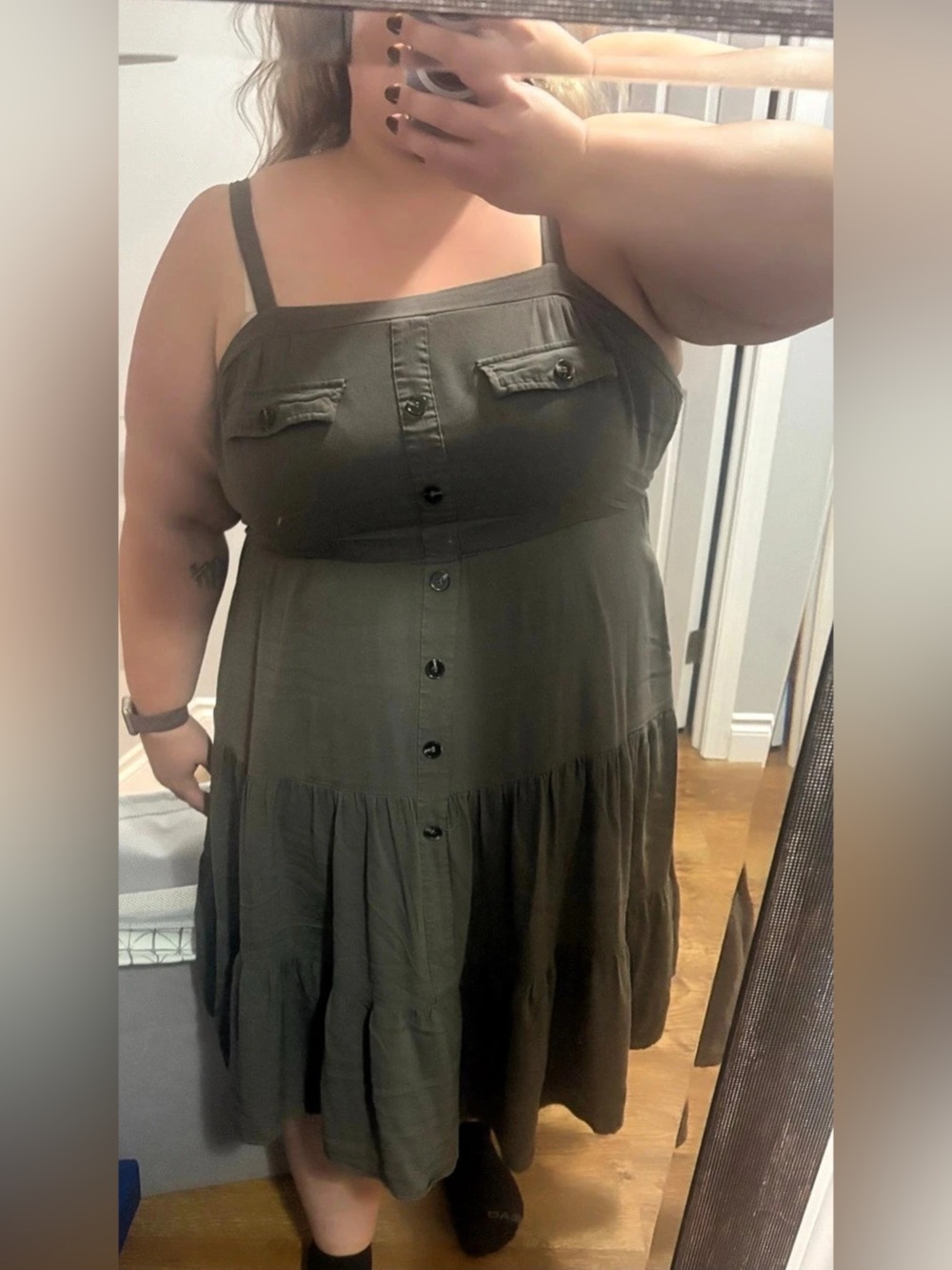 Bloomchic Tiered Midi Dress in Green Like New